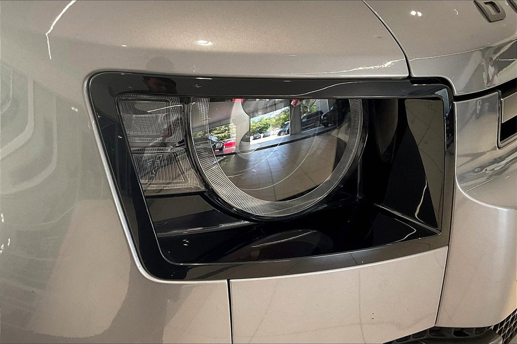 Used 2024 Land Rover Defender 130 Outbound image 29
