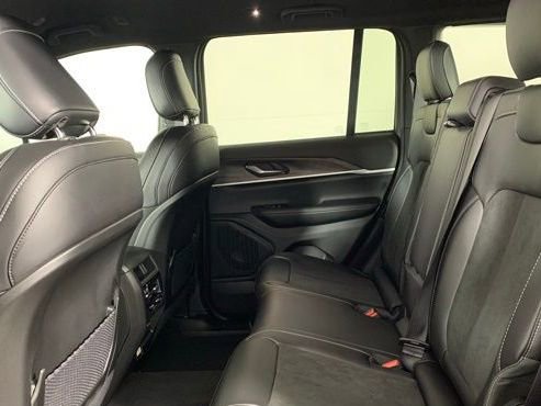 New 2026 Jeep Grand Cherokee Altitude AWD/4WD image 14