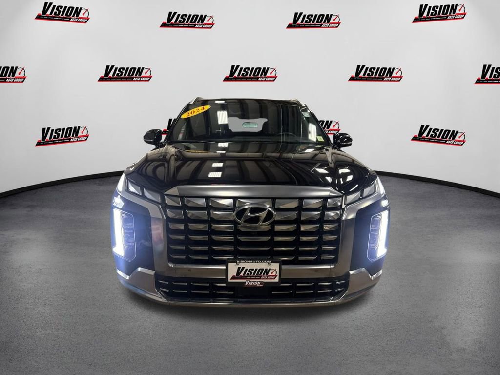 Certified 2024 Hyundai Palisade Calligraphy image 2