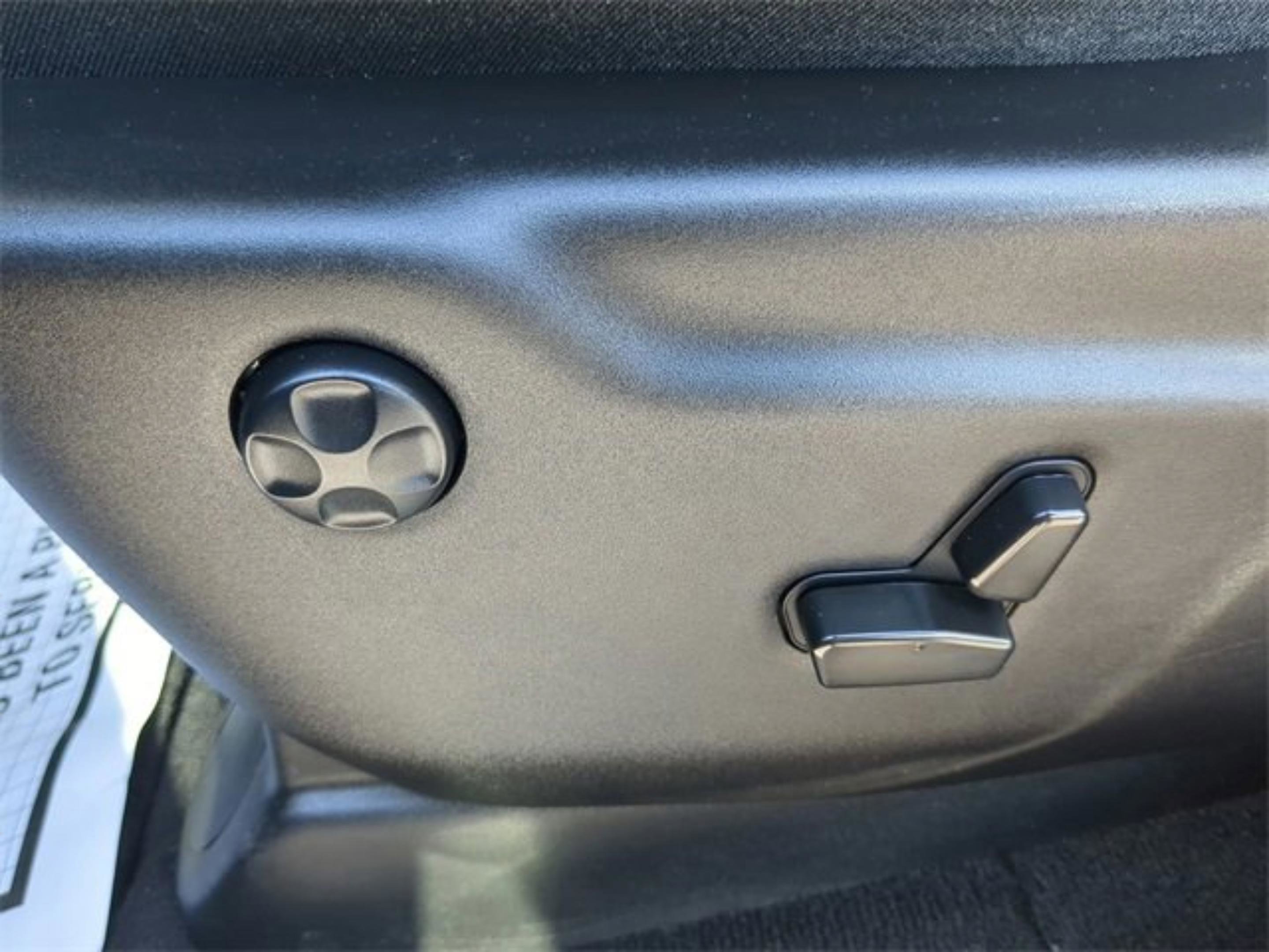 Used 2021 Dodge Durango GT image 47