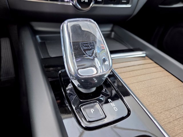 New 2027 Volvo XC60 B5 Ultra AWD/4WD image 26
