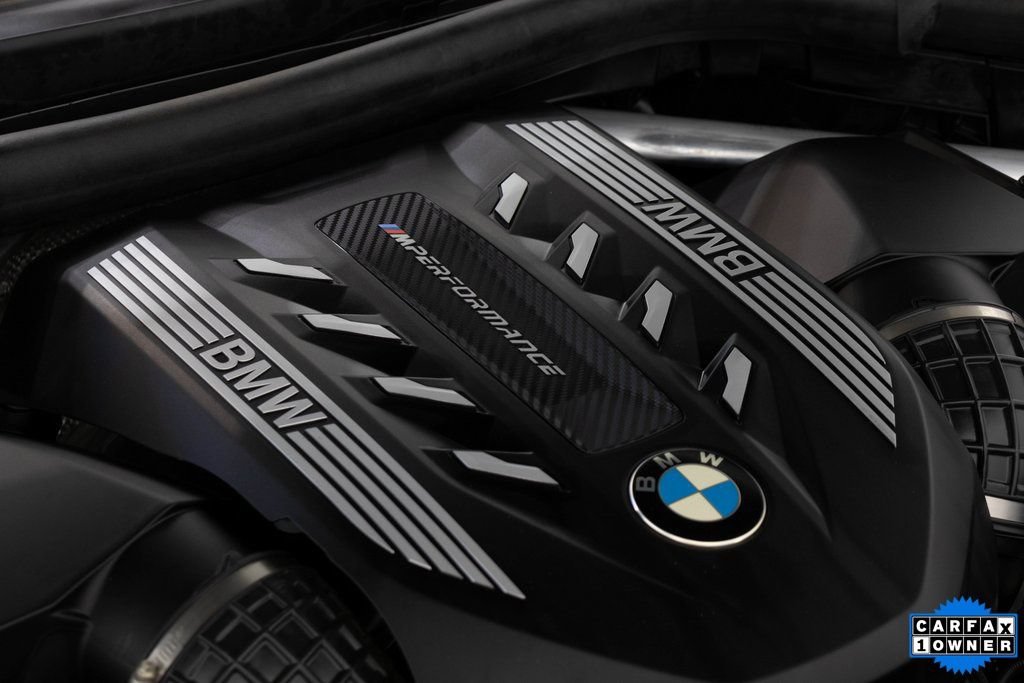 Used 2022 BMW X6 M50i AWD/4WD image 40
