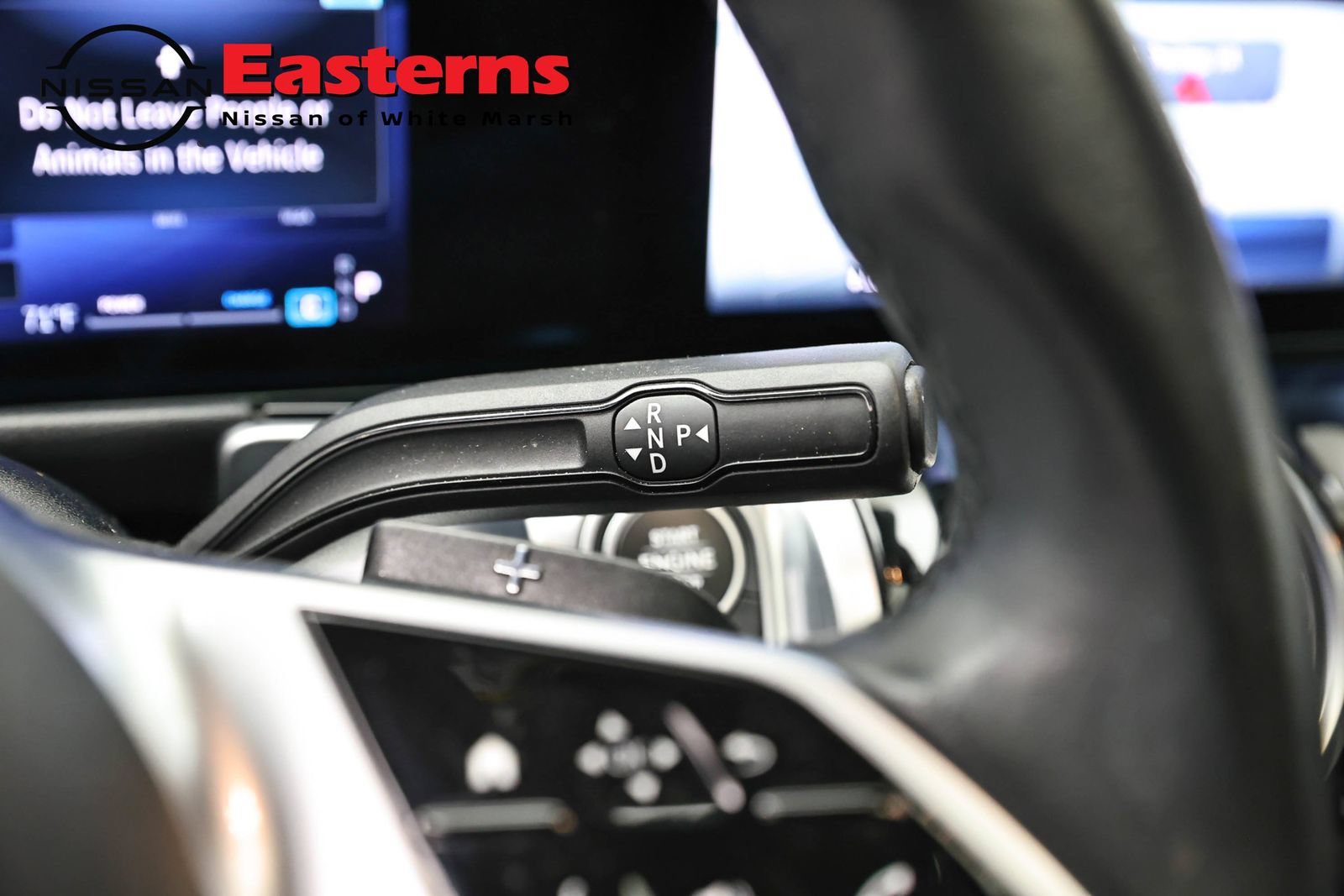 Used 2025 Mercedes-Benz GLB 250 w/ Exclusive Package image 12