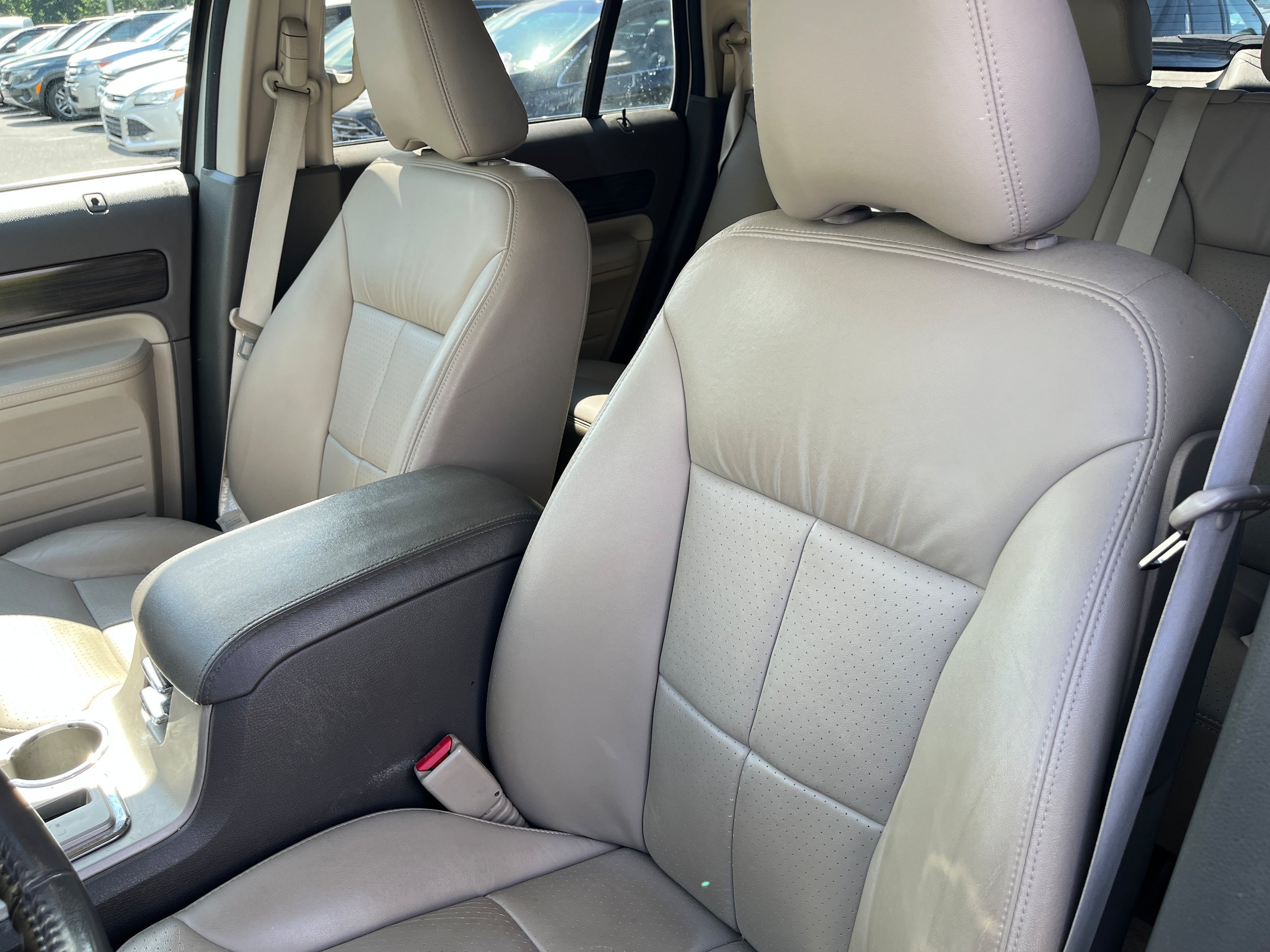 Used 2007 Lincoln MKX AWD image 10