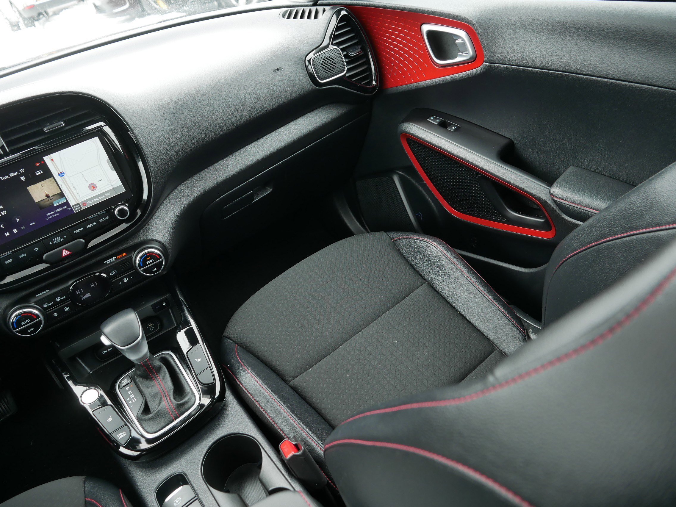 Certified 2023 Kia Soul GT-Line w/ GT-Line Technology Package image 11