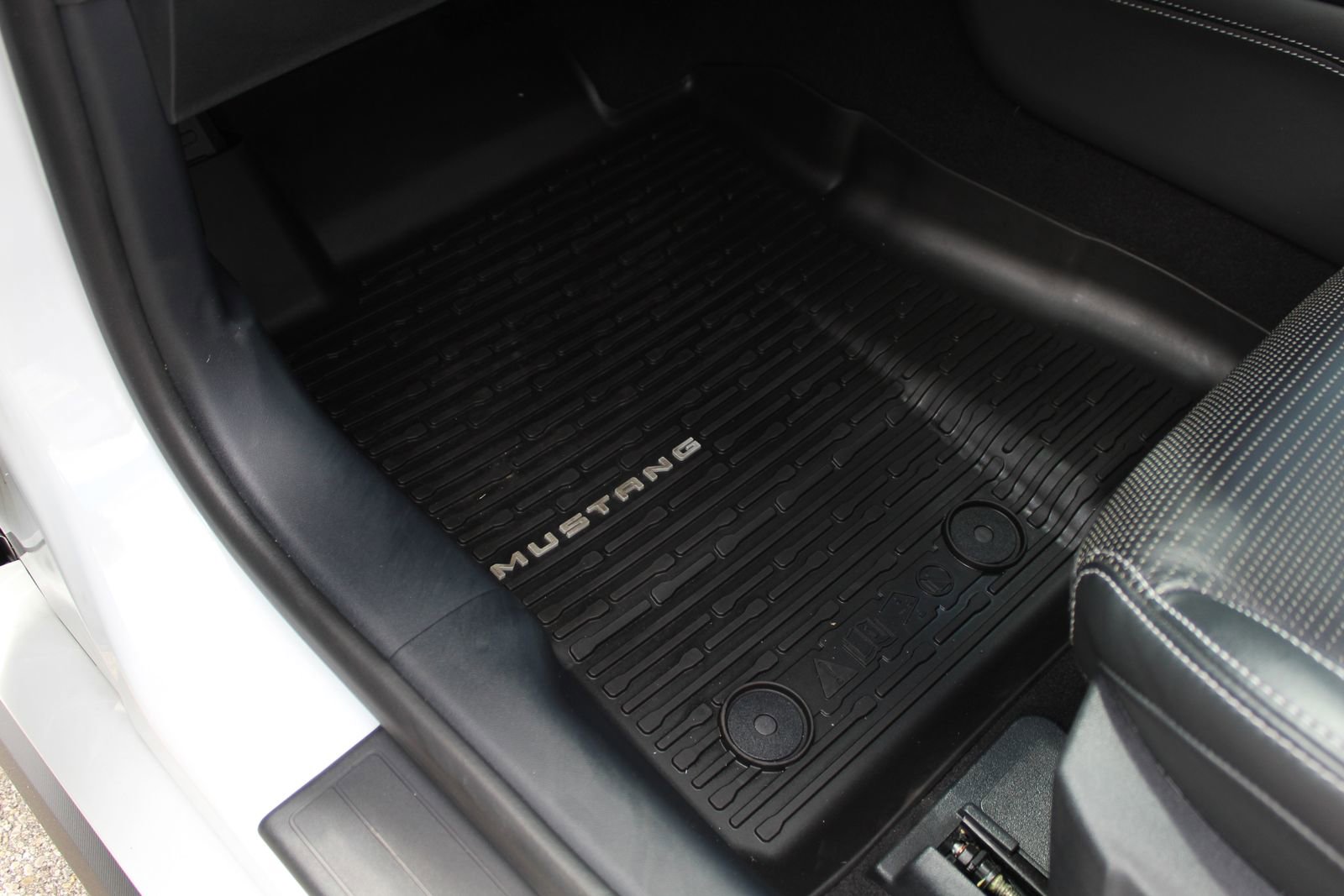 Used 2024 Ford Mustang GT Premium RWD image 22