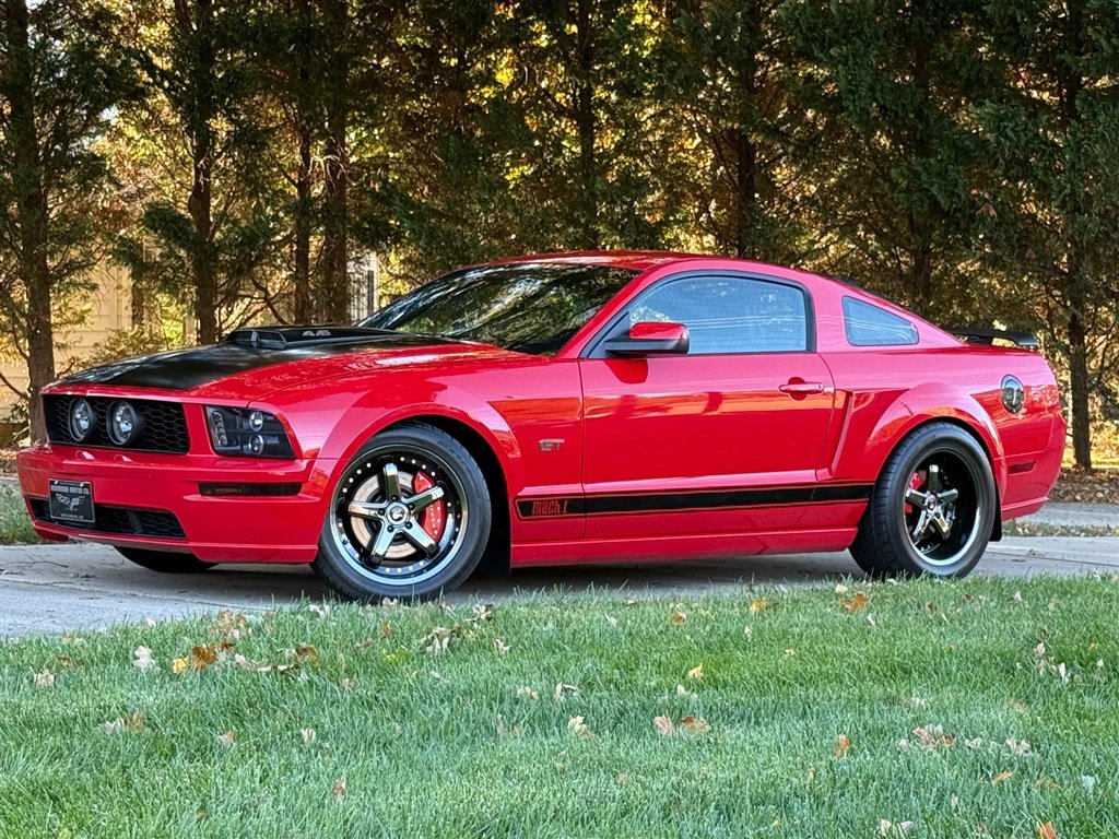 Used 2006 Ford Mustang GT image 9