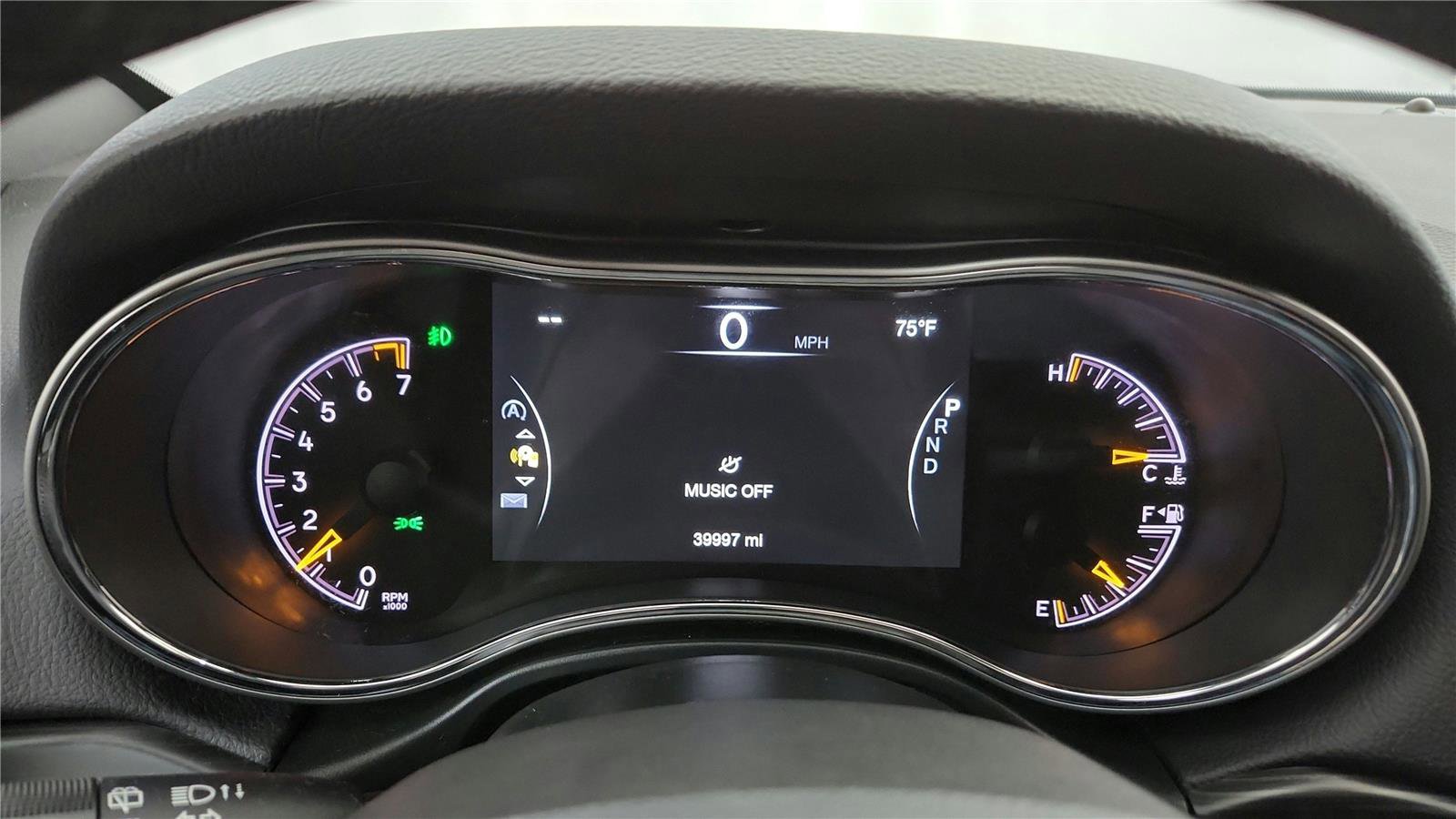 Used 2020 Jeep Grand Cherokee Laredo image 27