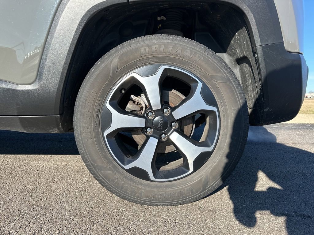 Used 2020 Jeep Renegade Trailhawk w/ Premium Leather Group image 7