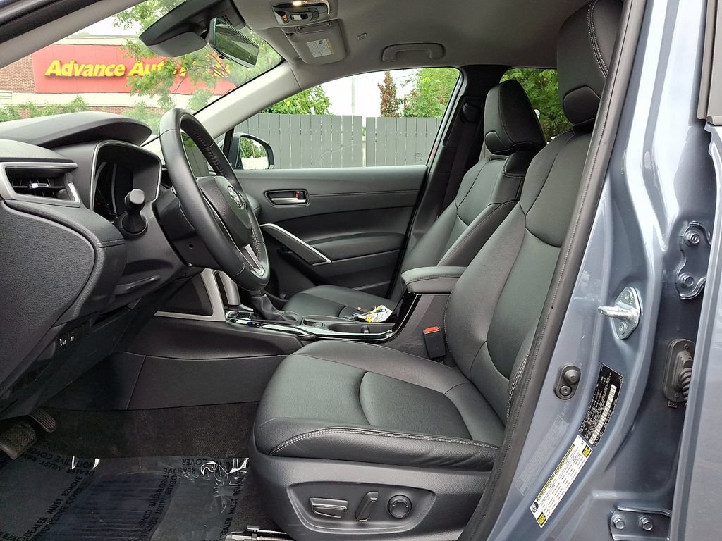 Certified 2025 Toyota Corolla Cross XLE FWD image 14