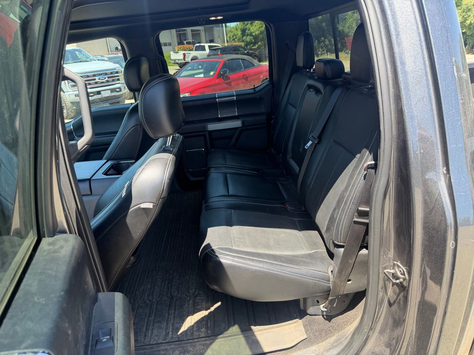 Used 2018 Ford F150 Lariat w/ Equipment Group 502A Luxury AWD/4WD image 11
