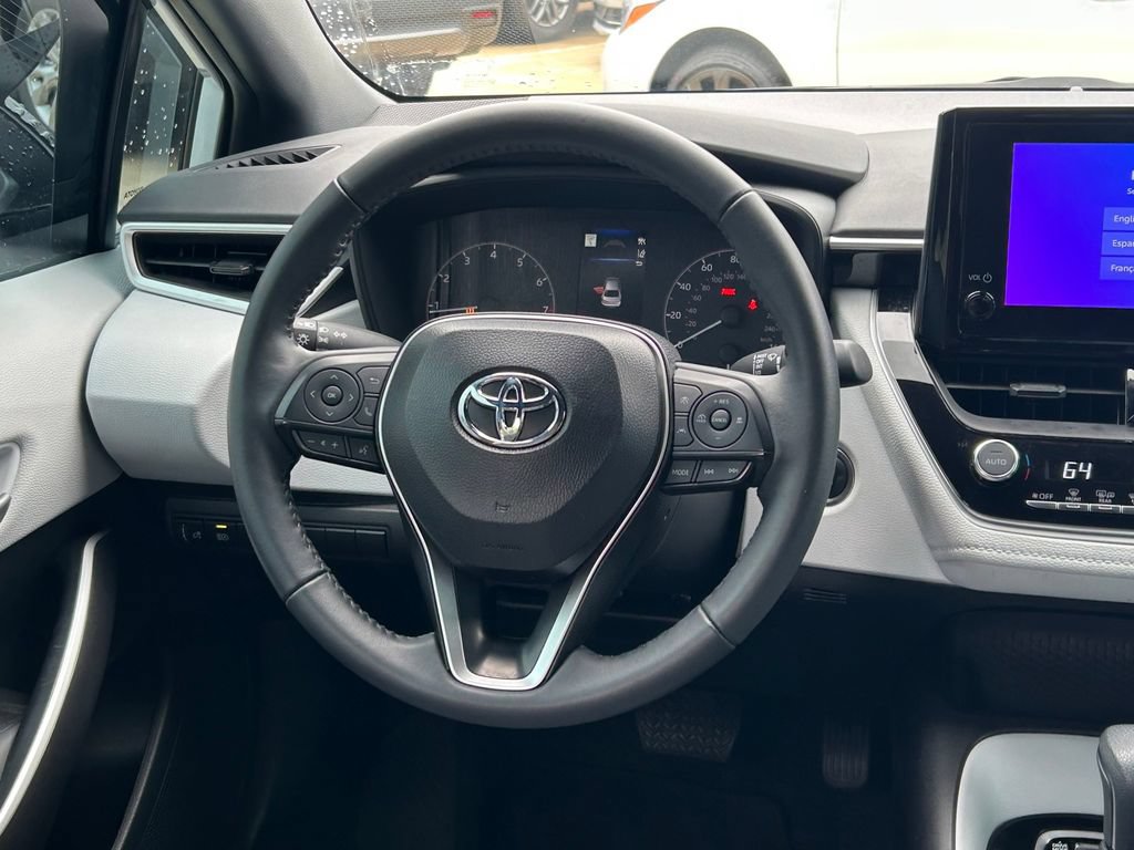 Used 2025 Toyota Corolla SE FWD image 35