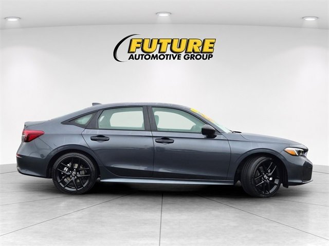 Used 2025 Honda Civic Sport image 4