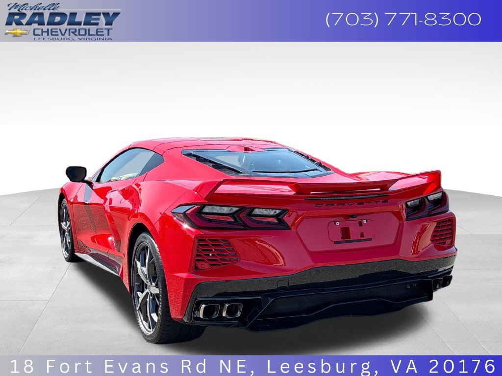 Used 2021 Chevrolet Corvette Stingray Premium Cpe w/ Z51 Performance Package RWD image 17
