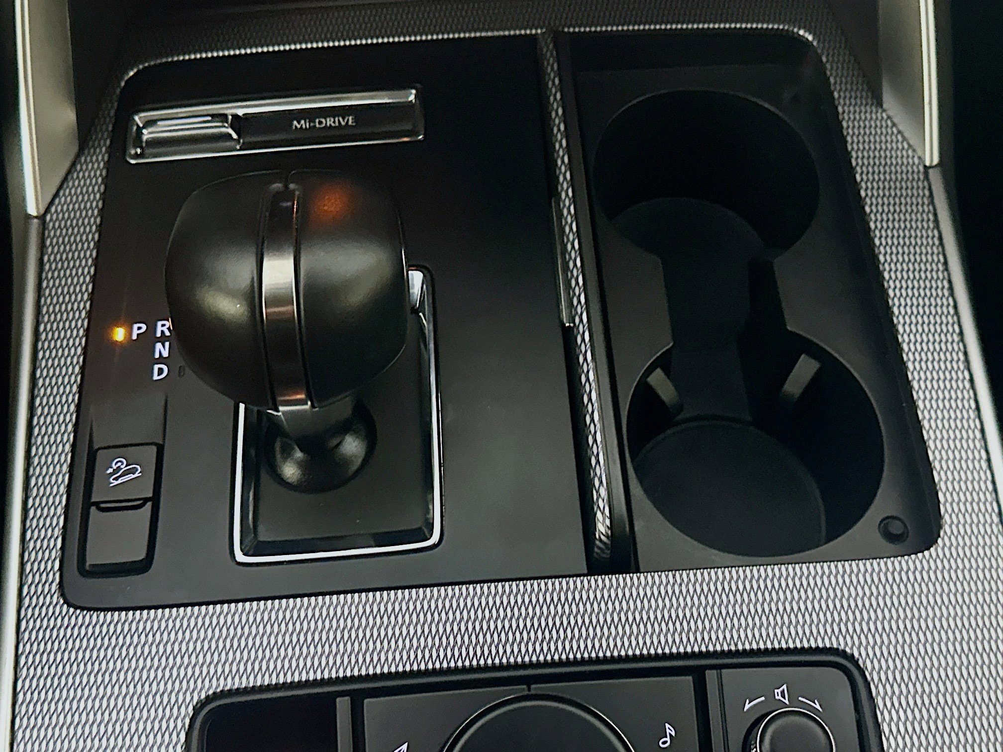 Used 2025 MAZDA CX-90 3.3 Turbo w/ Preferred Package image 25