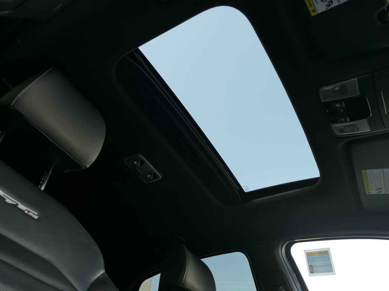 Used 2022 Kia Forte GT-Line w/ GT-Line Premium Package image 28