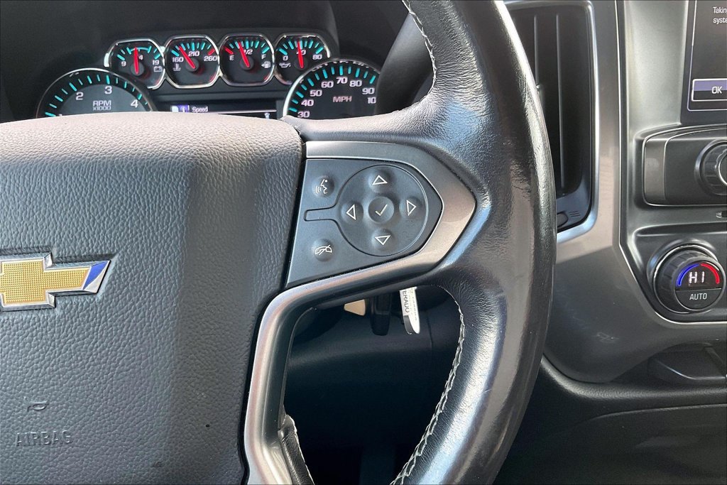 Used 2018 Chevrolet Silverado 1500 LT w/ LT Eassist Package AWD/4WD image 15