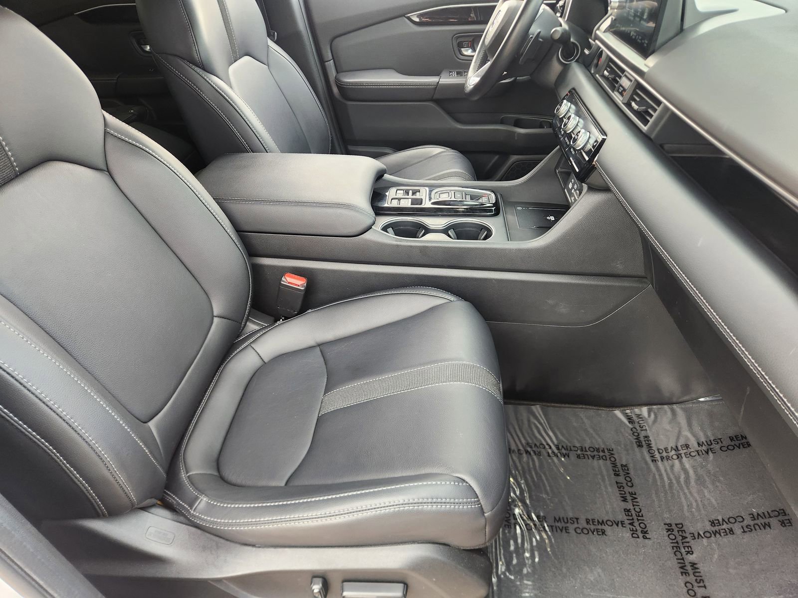 Certified 2024 Honda Pilot Touring image 18