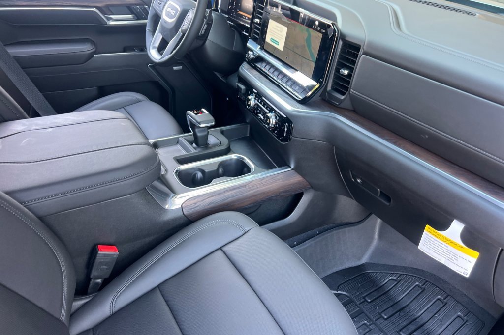 New 2026 GMC Sierra 1500 SLT w/ SLT Premium Package image 12
