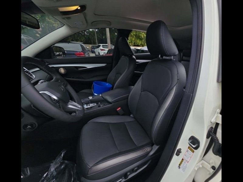 Used 2019 INFINITI QX50 Essential w/ Proactive Package image 25