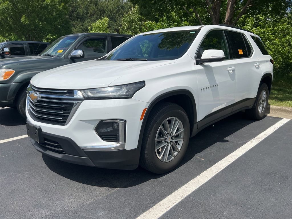 Used 2023 Chevrolet Traverse LT FWD image 1