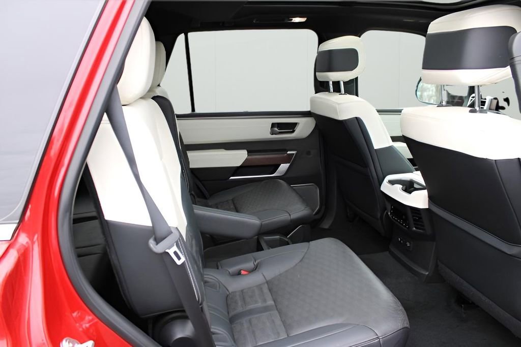 Used 2023 Toyota Sequoia Capstone image 27