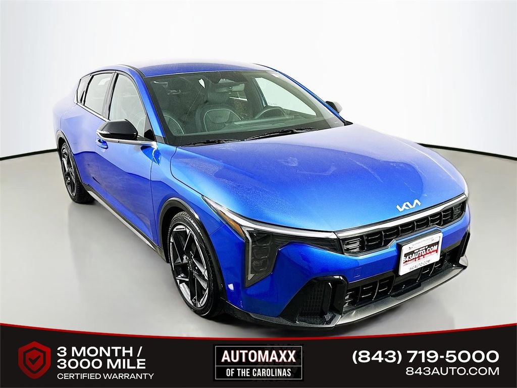 Used 2025 Kia K4 GT-Line image 1