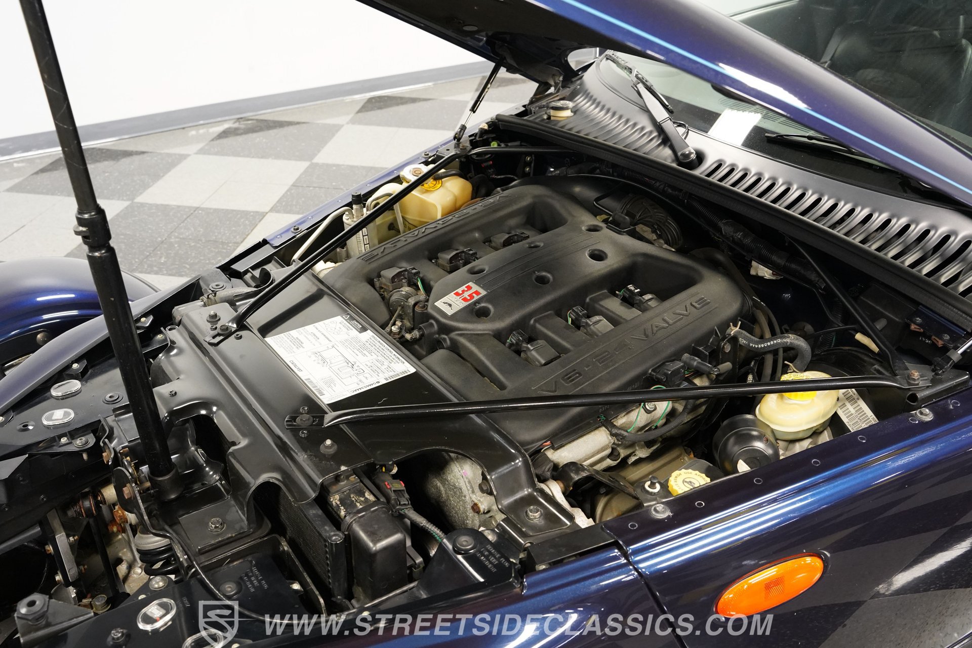 Used 2001 Chrysler Prowler RWD image 33