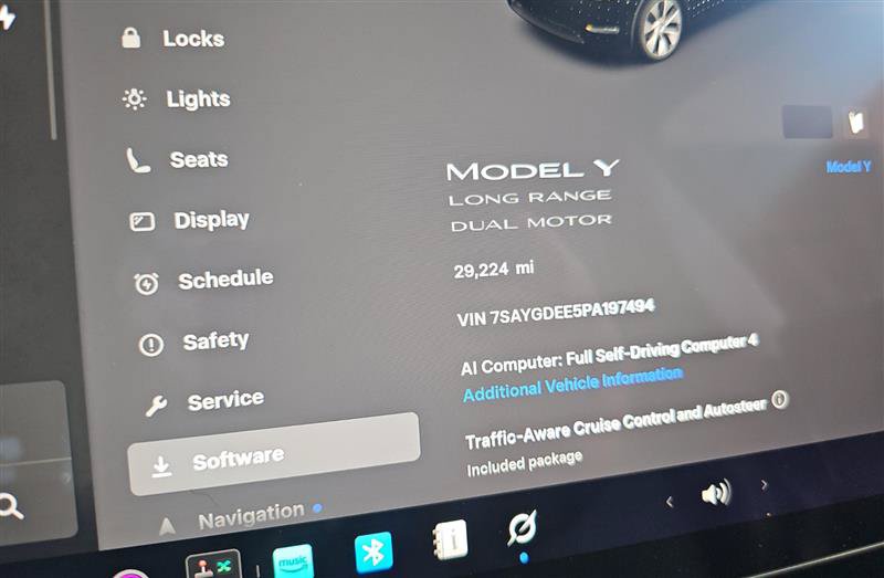 Used 2023 Tesla Model Y Long Range AWD/4WD image 8