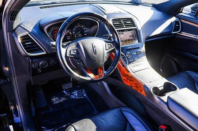Used 2016 Lincoln MKX Reserve w/ Climate Package AWD/4WD image 10