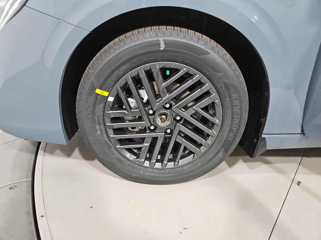 New 2026 Nissan Sentra SV w/ Floor Mat Package FWD image 25