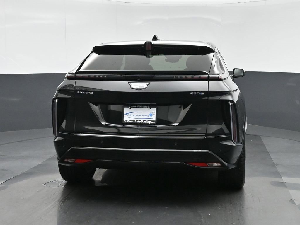 Used 2023 Cadillac Lyriq 2WD image 6