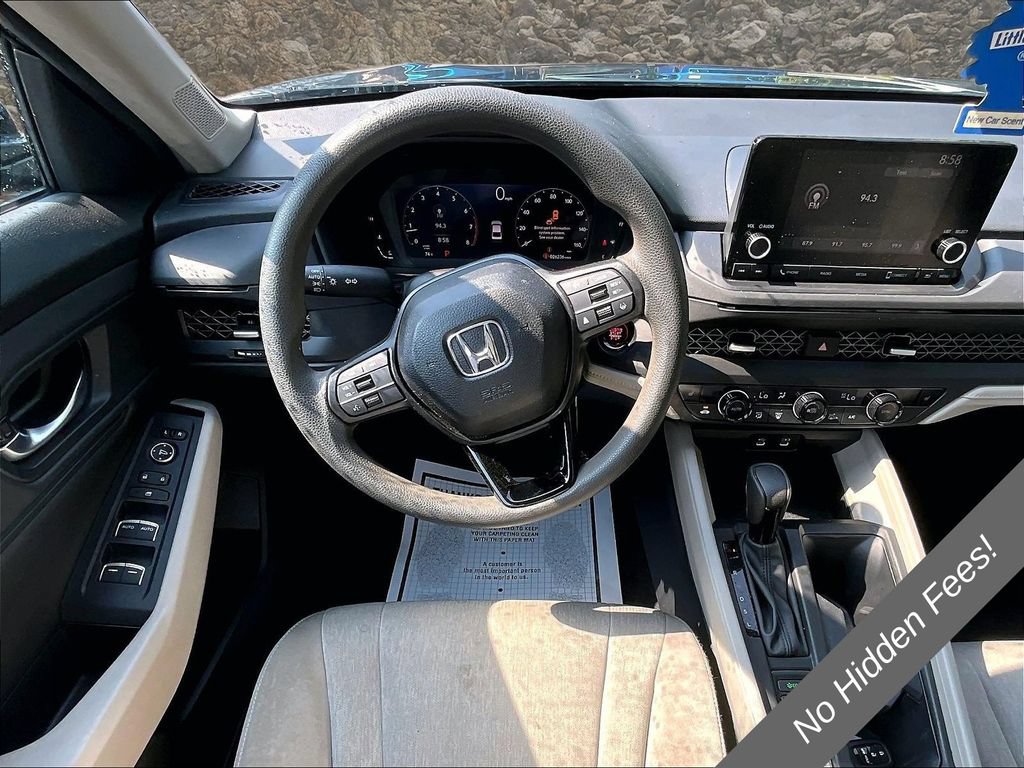 Used 2025 Honda Accord SE image 5