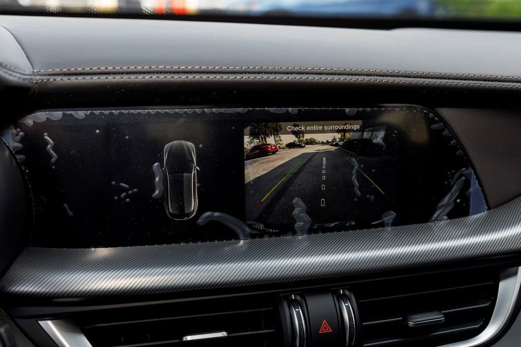 New 2025 Alfa Romeo Stelvio Sprint image 18