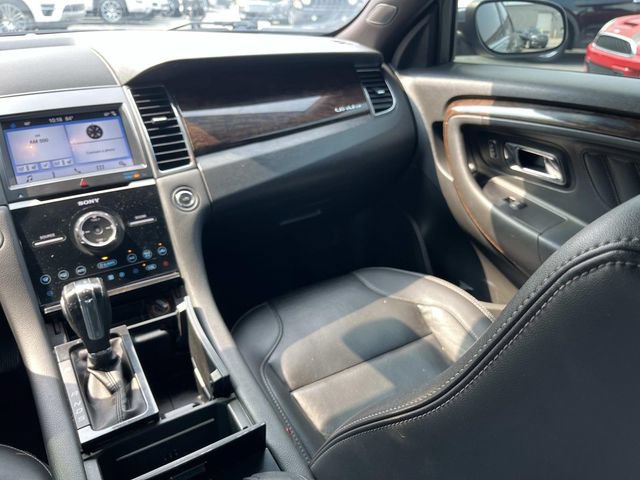 Used 2019 Ford Taurus Limited FWD image 13