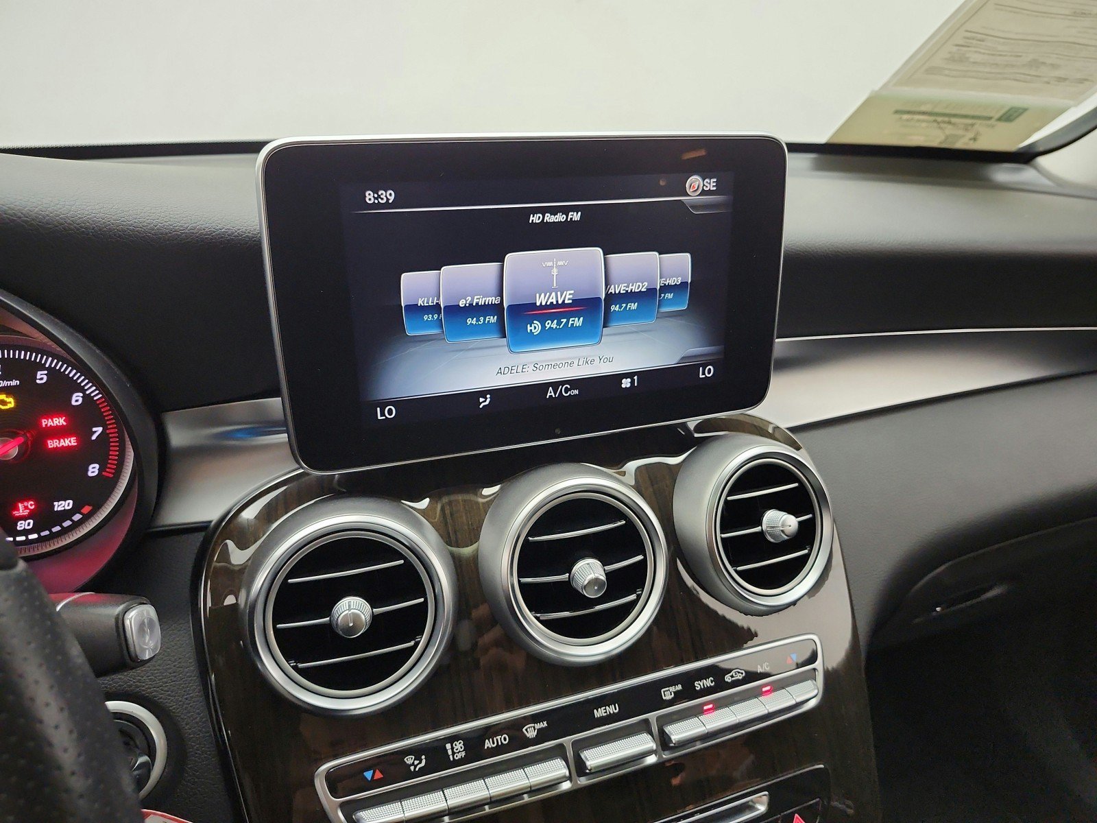 Used 2017 Mercedes-Benz GLC 300 4MATIC Coupe image 10