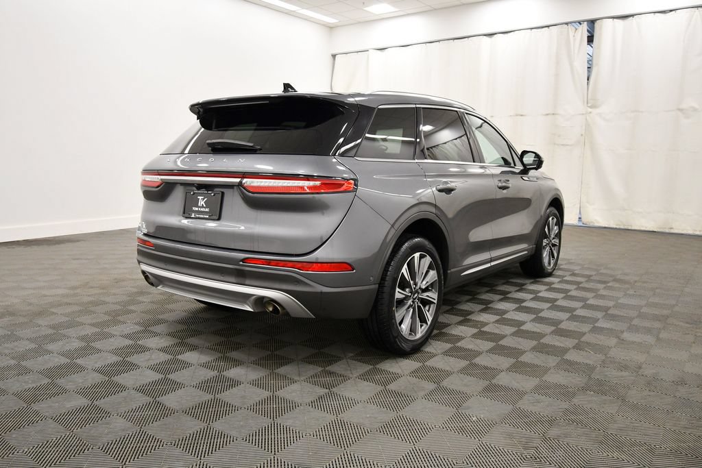 Used 2022 Lincoln Corsair Reserve w/ Equipment Group 201A AWD/4WD image 8