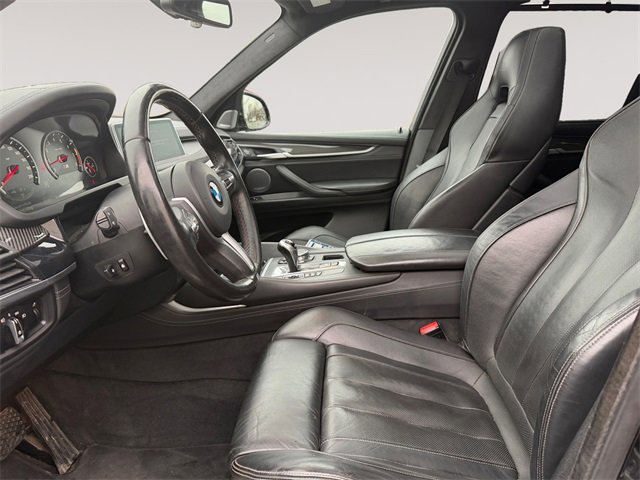 Used 2015 BMW X5 M image 9