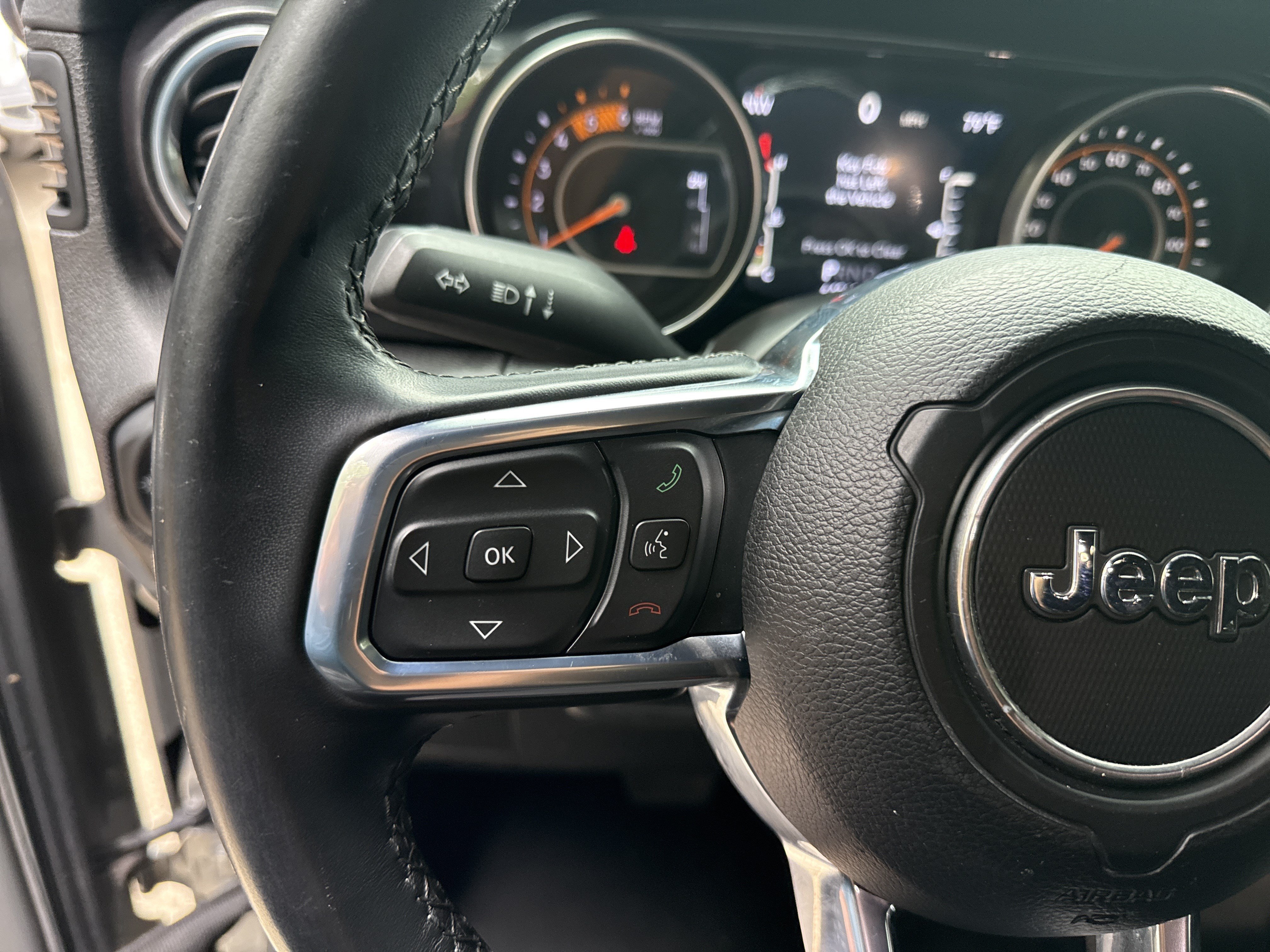 Used 2021 Jeep Wrangler Unlimited Sahara AWD/4WD image 24
