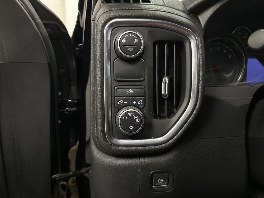Used 2019 Chevrolet Silverado 1500 LT w/ Texas Edition RWD image 34