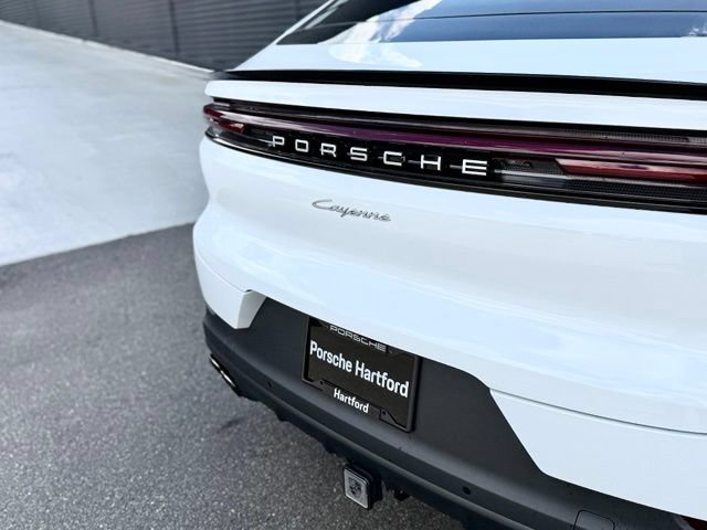 New 2026 Porsche Cayenne Coupe AWD/4WD image 39