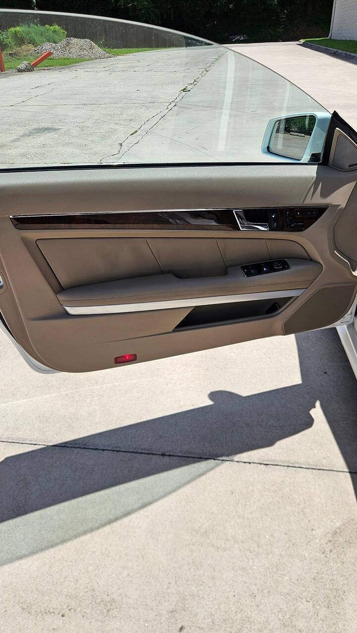 Used 2010 Mercedes-Benz E 550 Coupe image 63