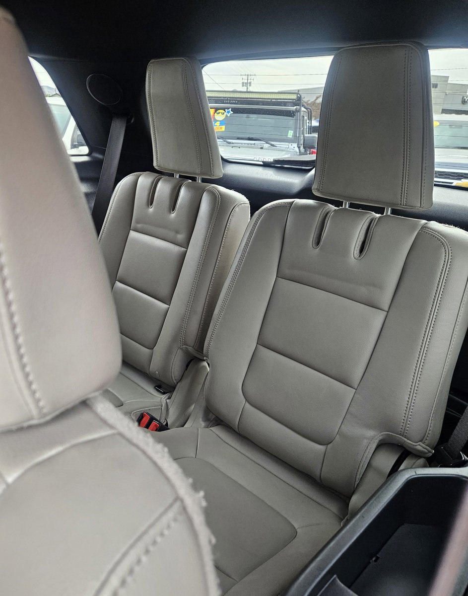 Used 2011 Ford Explorer Limited w/ 302A Rapid Spec Order Code AWD/4WD image 12