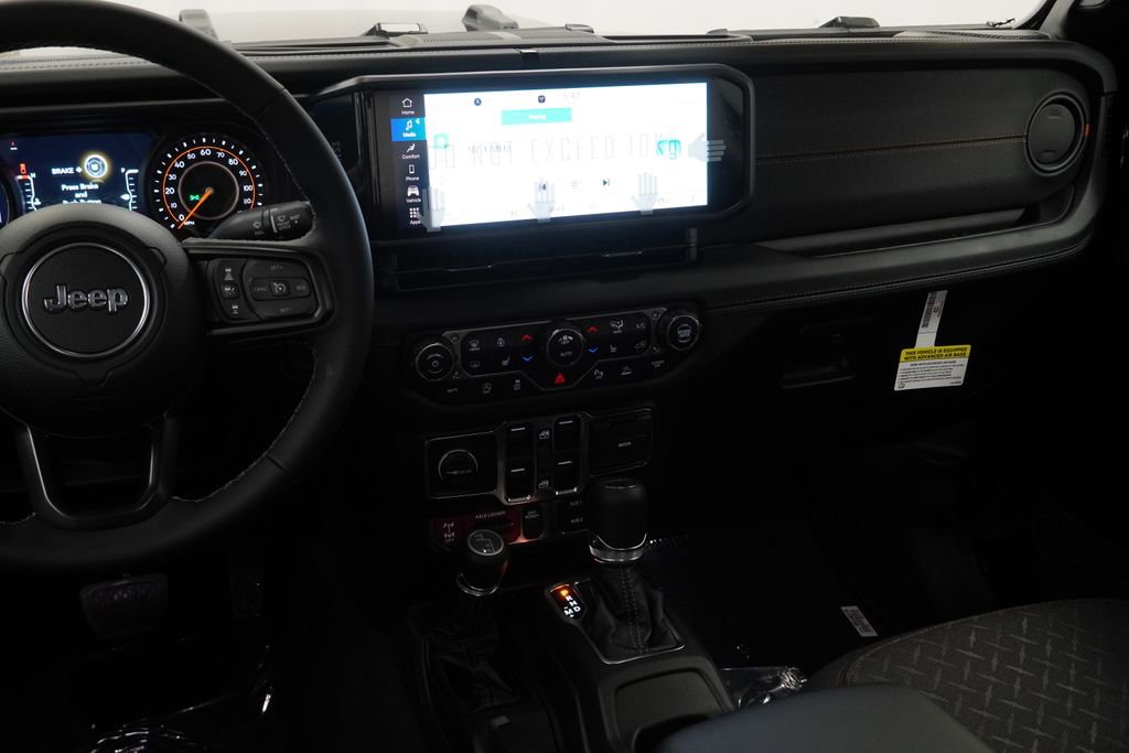 New 2026 Jeep Gladiator Mojave w/ Safety Group image 21