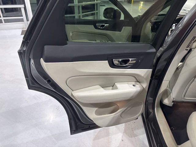 Used 2019 Volvo XC60 T5 Inscription AWD/4WD image 30