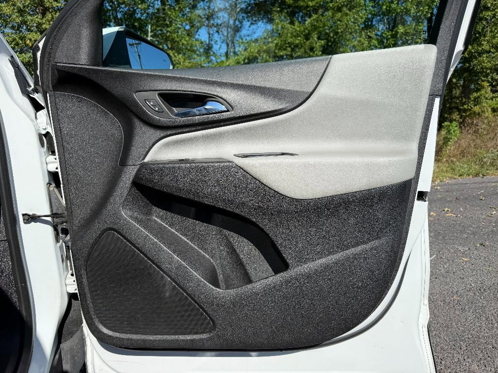 Used 2019 Chevrolet Equinox LT image 29