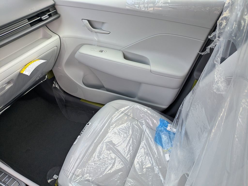 New 2026 Hyundai Kona SE image 17