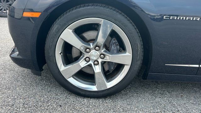 Used 2015 Chevrolet Camaro SS w/ RS Package image 12