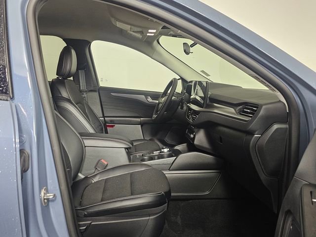 Used 2024 Ford Escape SE image 11