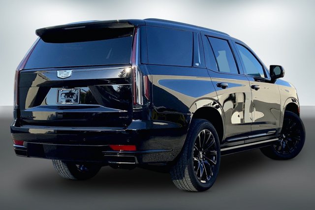 Used 2023 Cadillac Escalade Sport w/ LPO, ONYX Package AWD/4WD image 13